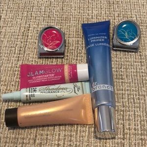 🎉2 for $15🎉Glowing primer bundle!